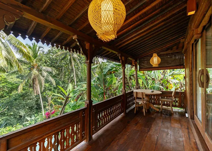 Madani Antique Villa