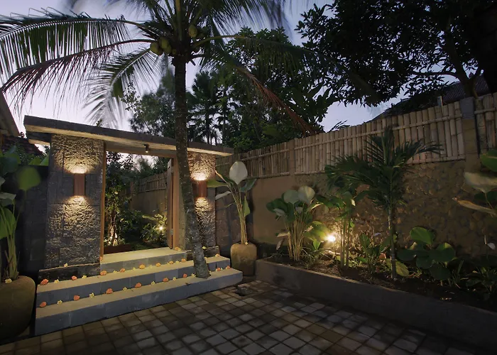 Villa Madani Antique