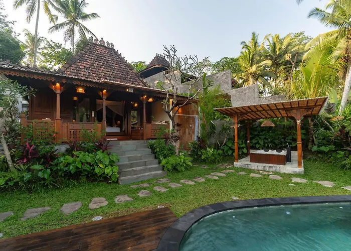Villa Madani Antique *